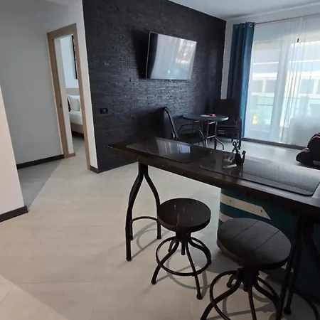 Gp Seaview, Mamaia Nord 公寓式酒店 那沃达利