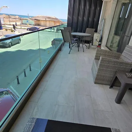 Gp Seaview, Mamaia Nord 公寓式酒店